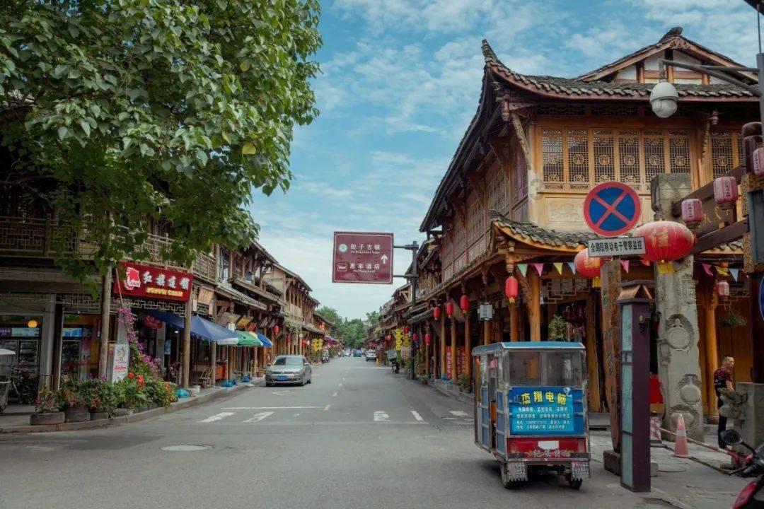 《大江大河之岁月如歌》现实中的夹缝人？全员都拼事业，他却最精明！